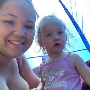 Meet your Posher, Maegan